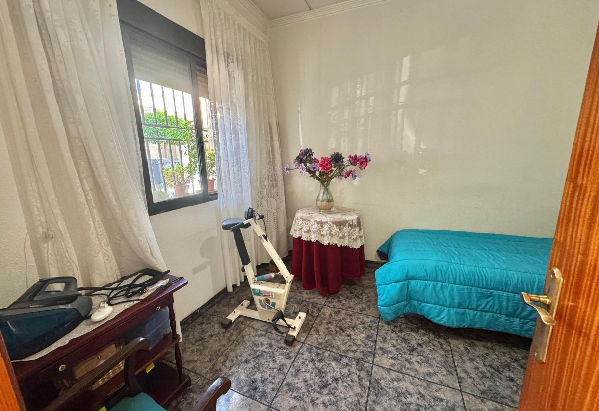 Reventa · Casa · Benejuzar