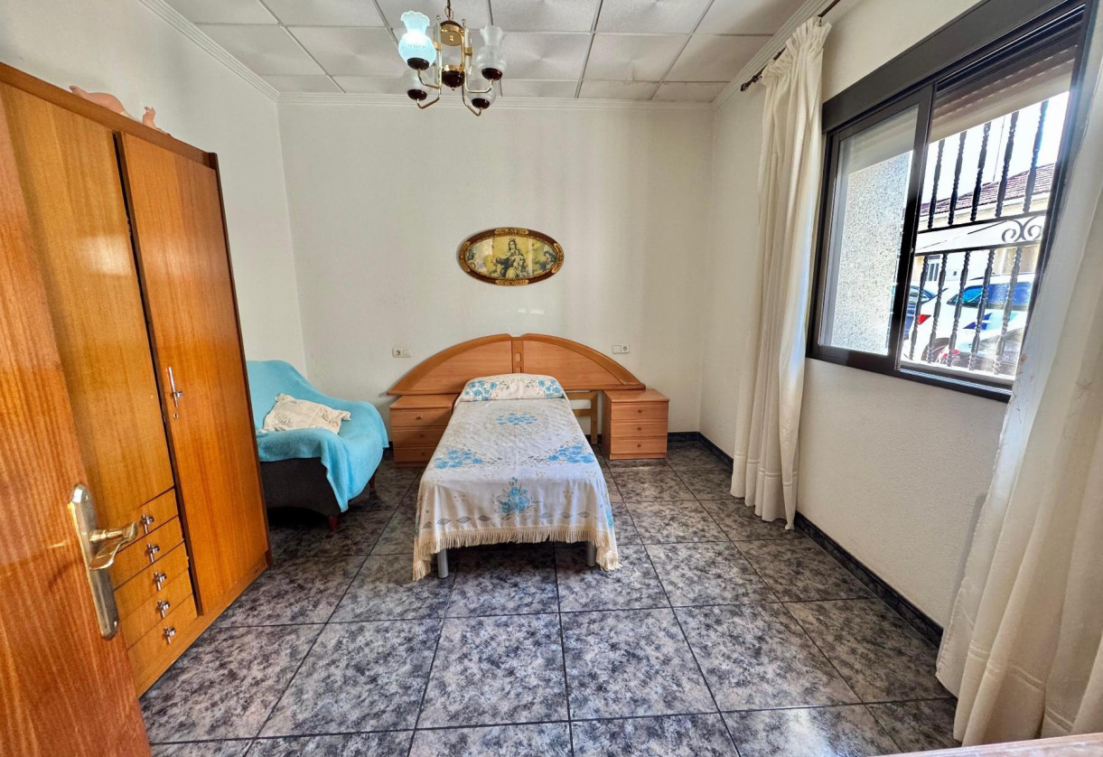 Reventa · Casa · Benejuzar