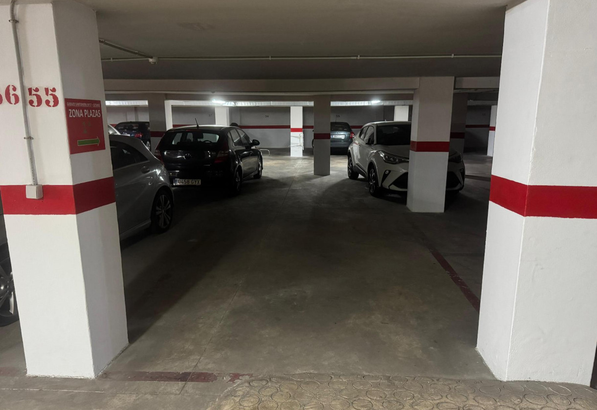 Rynek wtórny · Garaje · Torrevieja · Playa Acequion