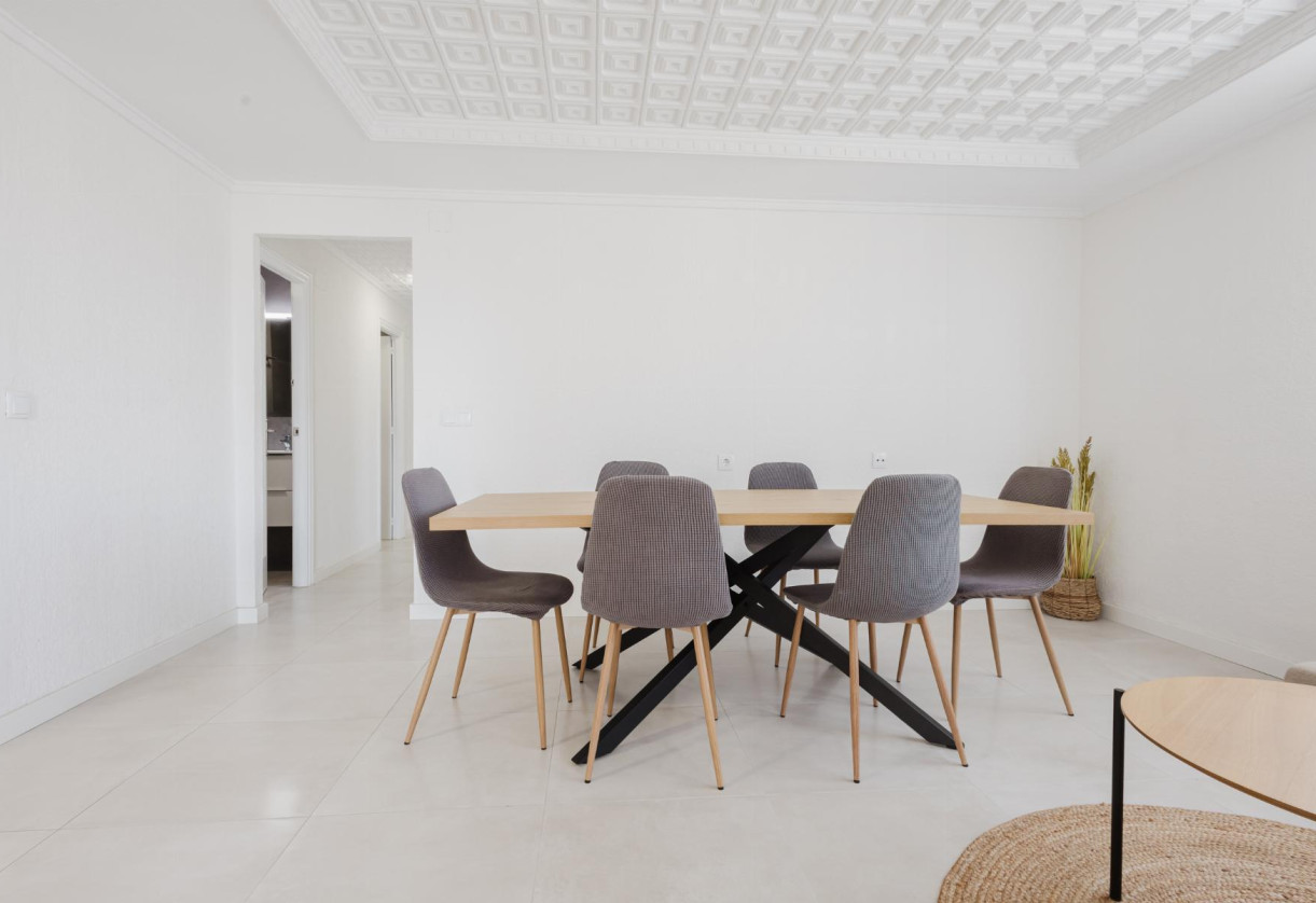 Rynek wtórny · APARTAMENTO · Torrevieja · Playa del Acequión