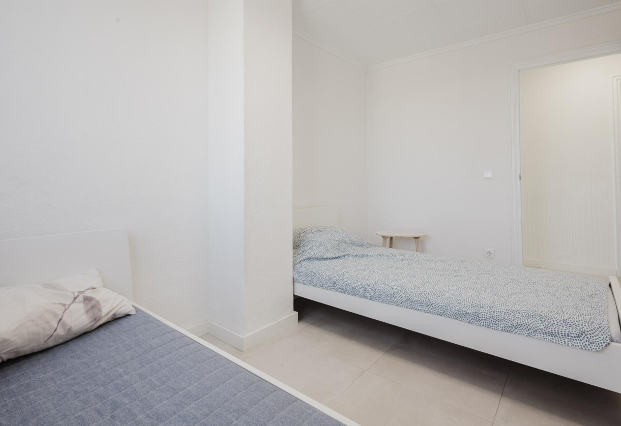 Rynek wtórny · APARTAMENTO · Torrevieja · Playa del Acequión
