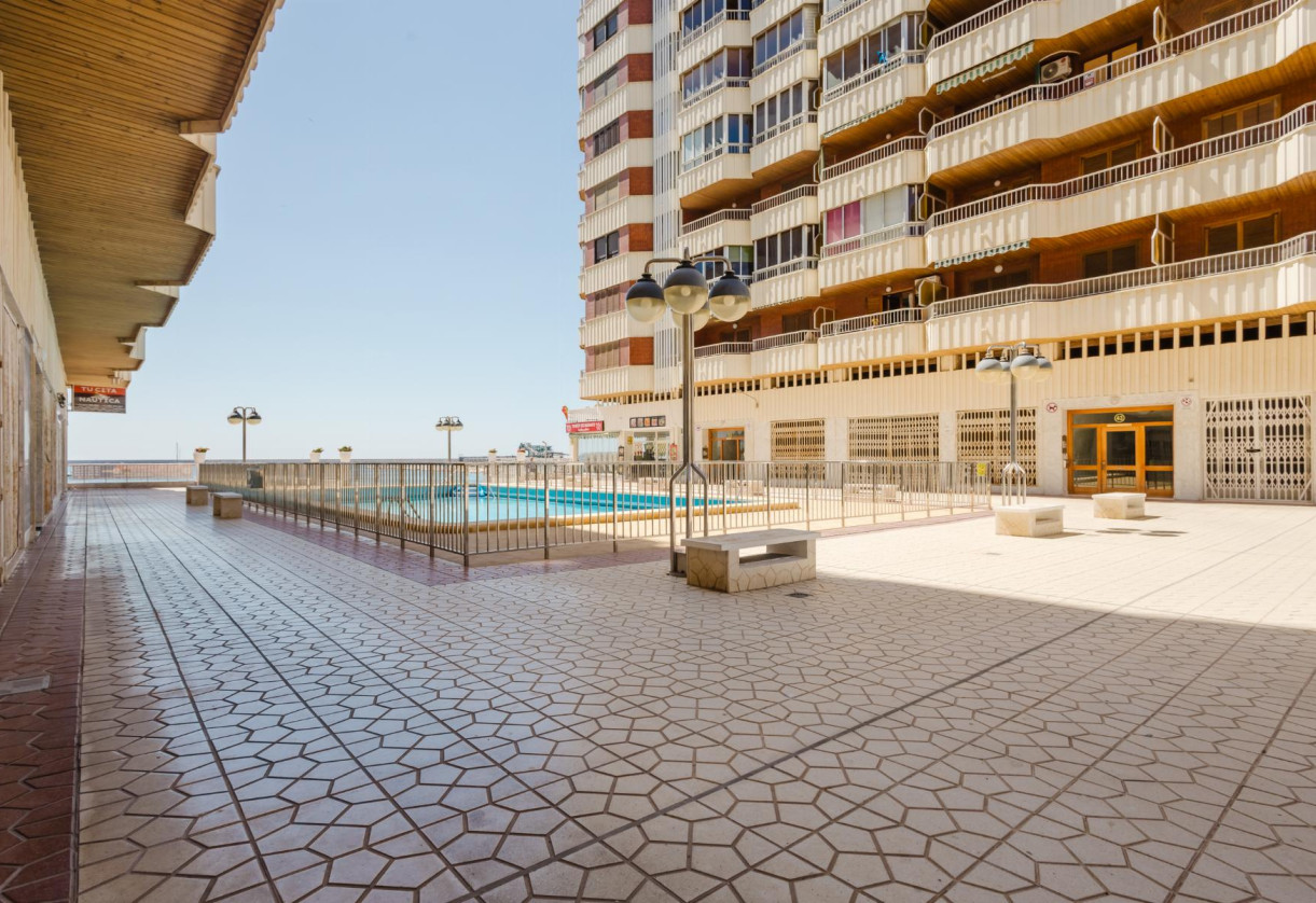 Rynek wtórny · APARTAMENTO · Torrevieja · Playa del Acequión