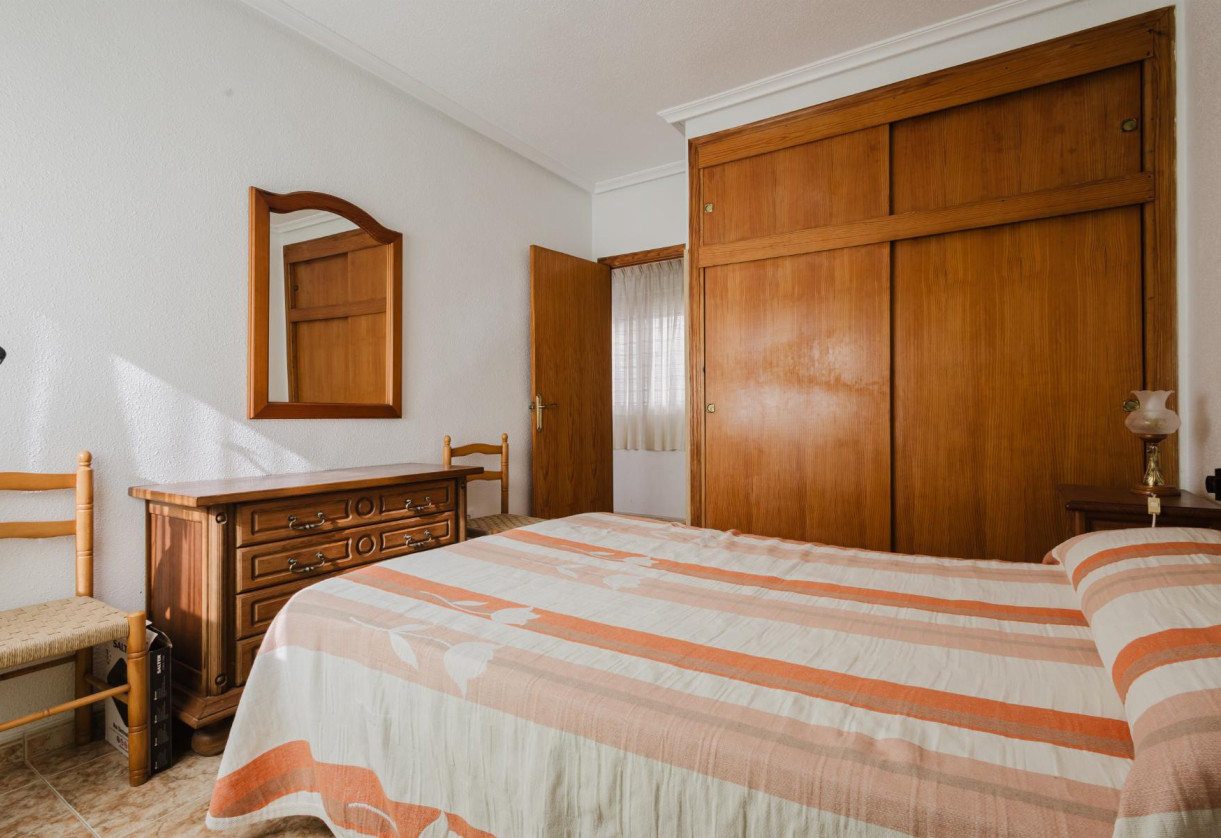 Sale · APARTAMENTO · Torrevieja · playa de los naufragos