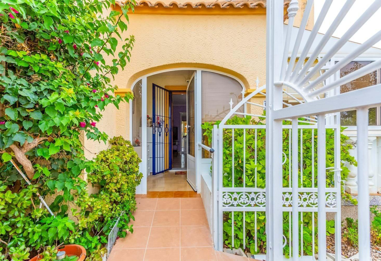Resale · Chalet · Orihuela Costa · La Zenia- Orihuela costa