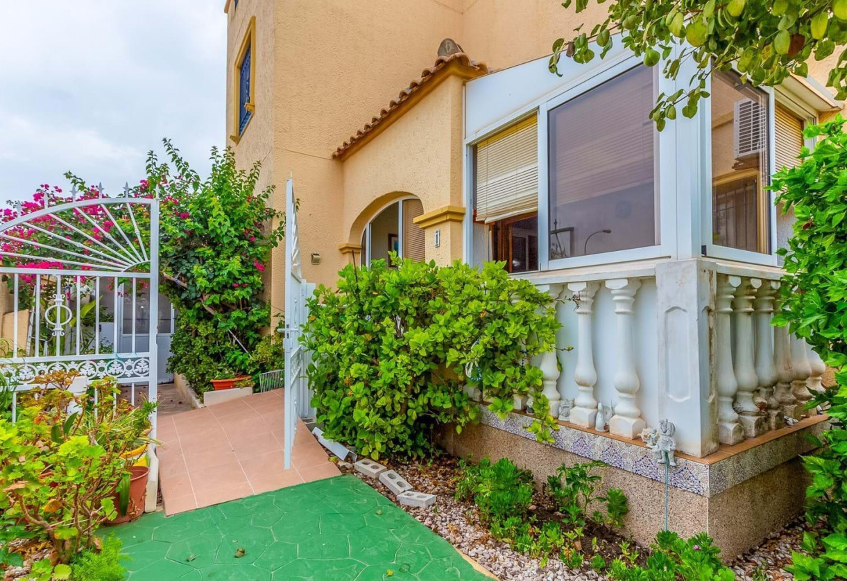 Resale · Chalet · Orihuela Costa · La Zenia- Orihuela costa