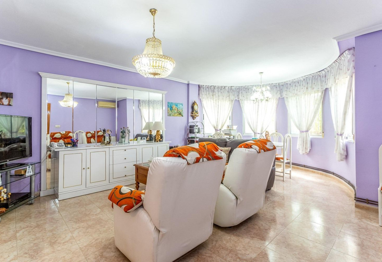 Resale · Chalet · Orihuela Costa · La Zenia- Orihuela costa