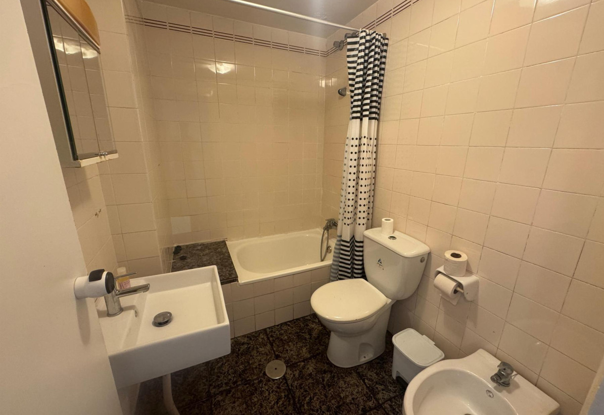 Sale · APARTAMENTO · Torrevieja · Playa del Acequión