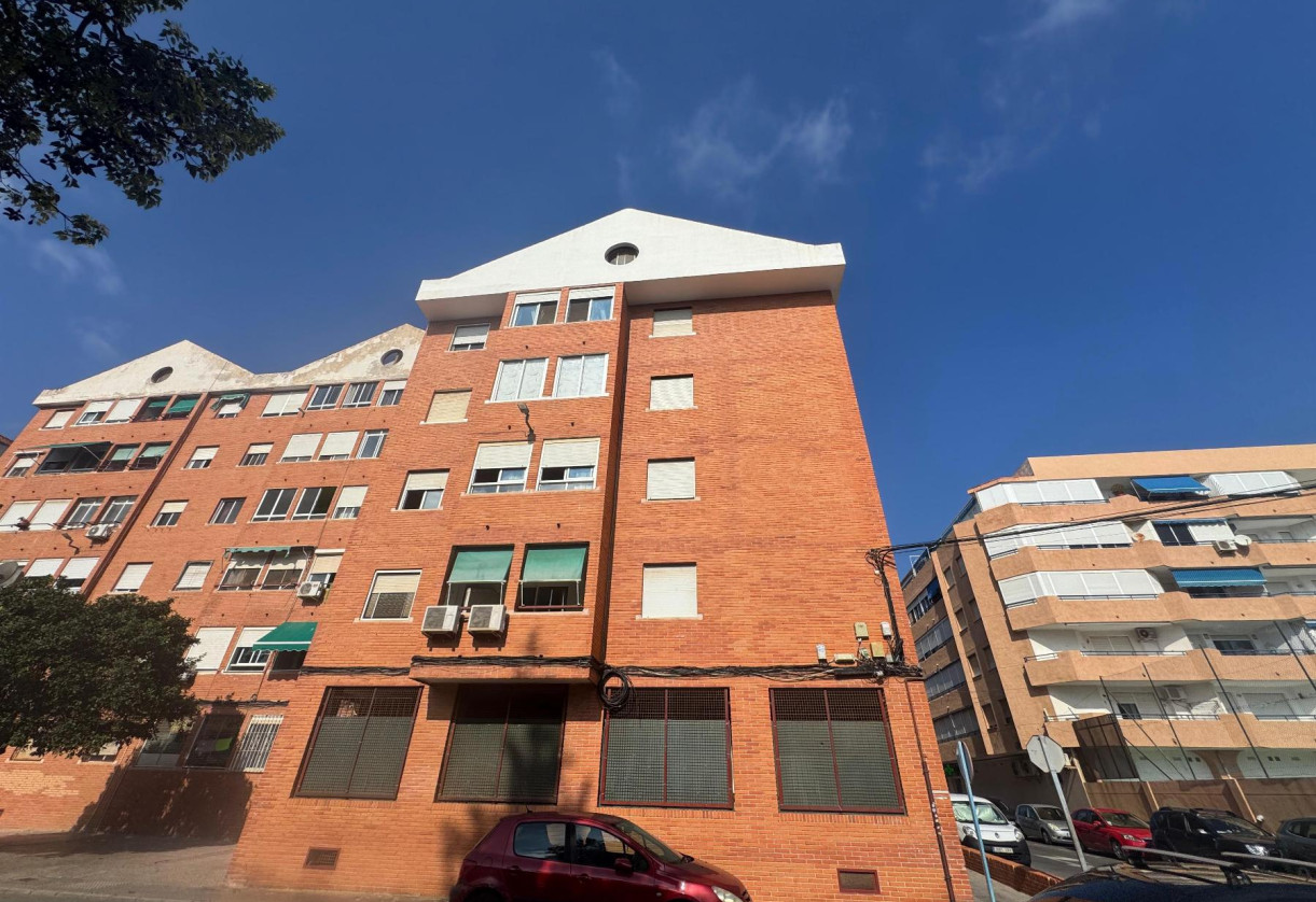 Sale · APARTAMENTO · Torrevieja · Playa del Acequión