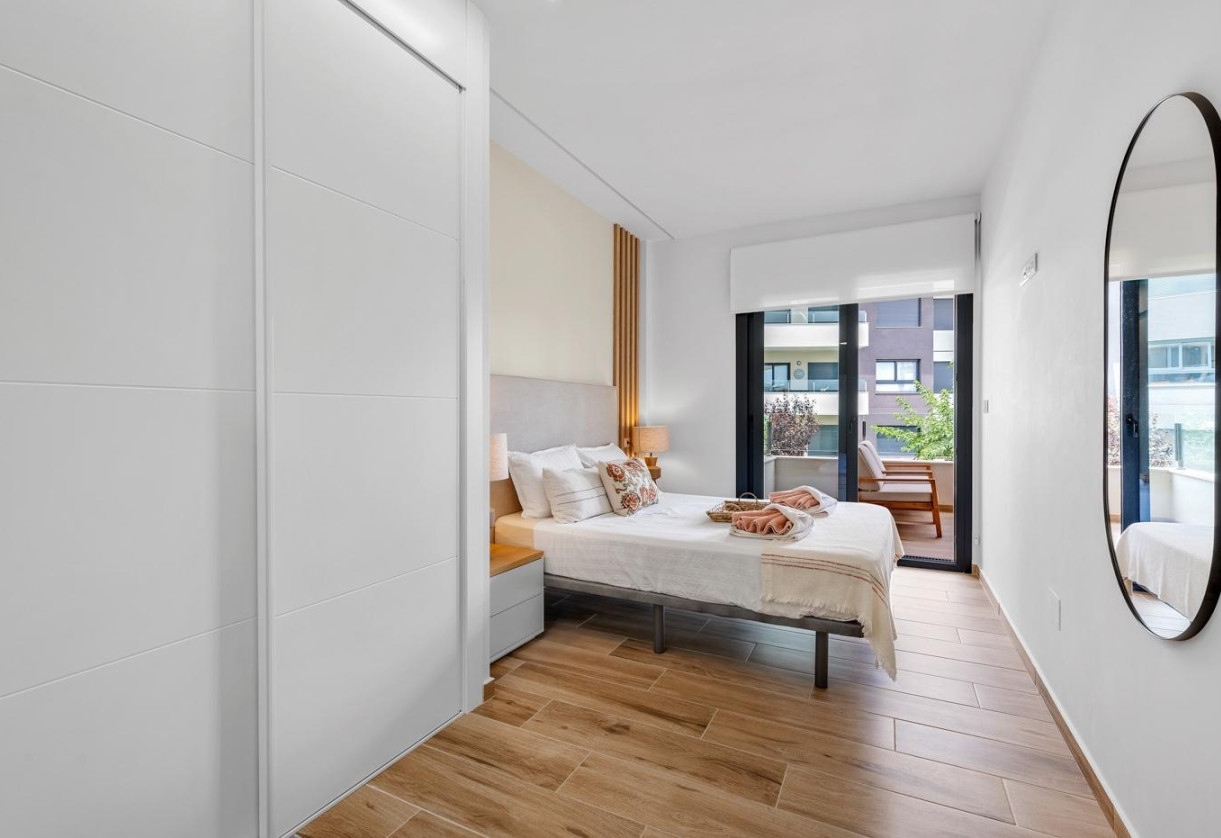 Rynek wtórny · APARTAMENTO · Orihuela Costa · valentino golf III