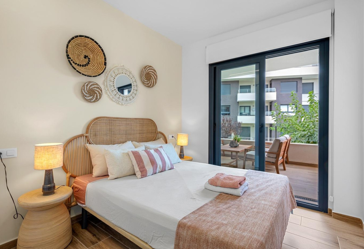 Rynek wtórny · APARTAMENTO · Orihuela Costa · valentino golf III