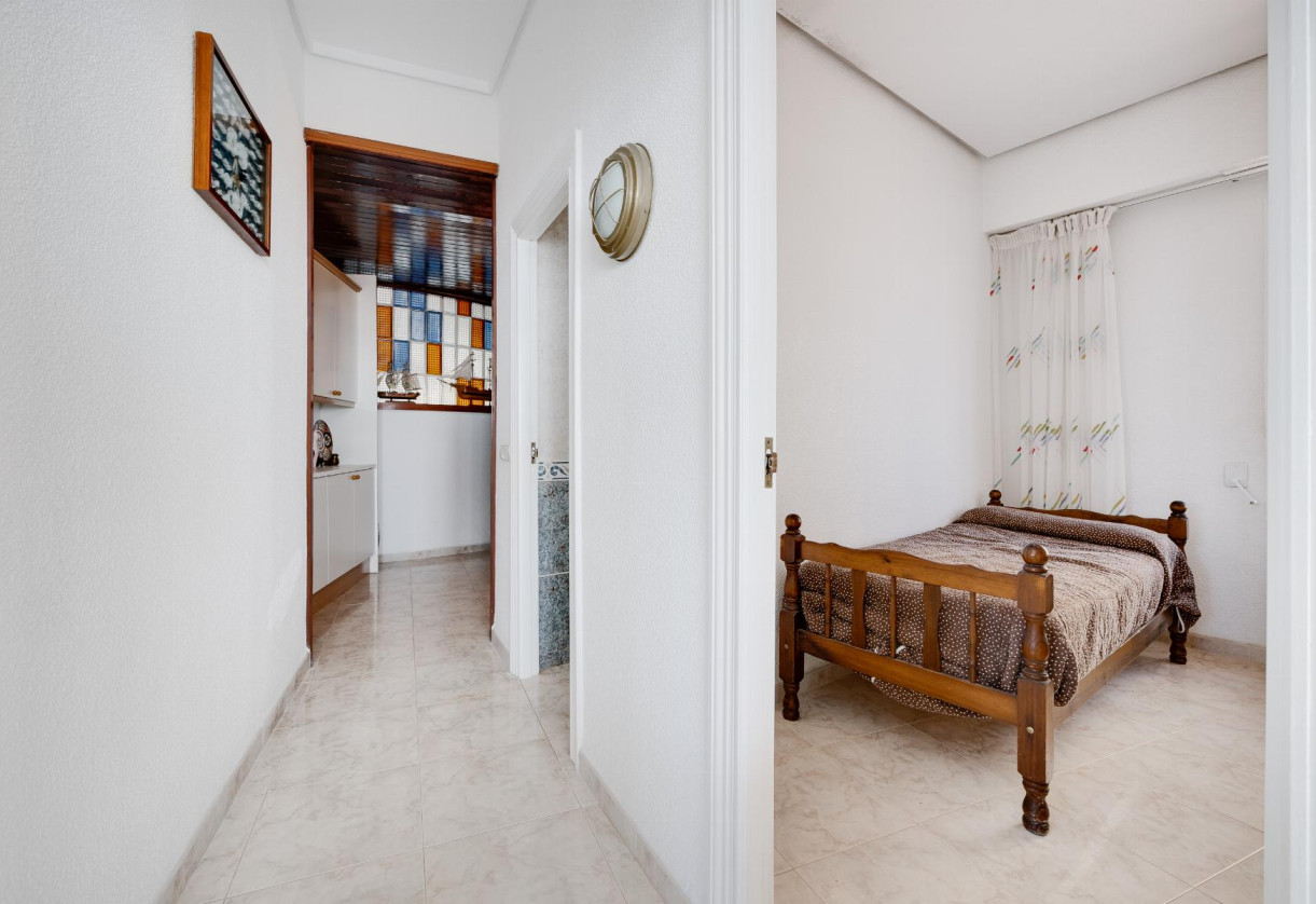 Resale · APARTAMENTO · Torrevieja · Playa del Acequión