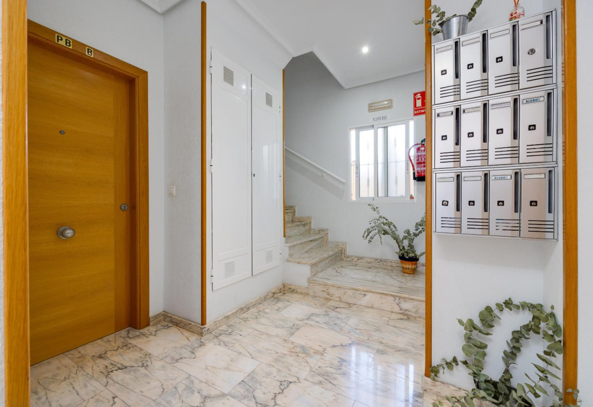 Resale · penthouse · Almoradi