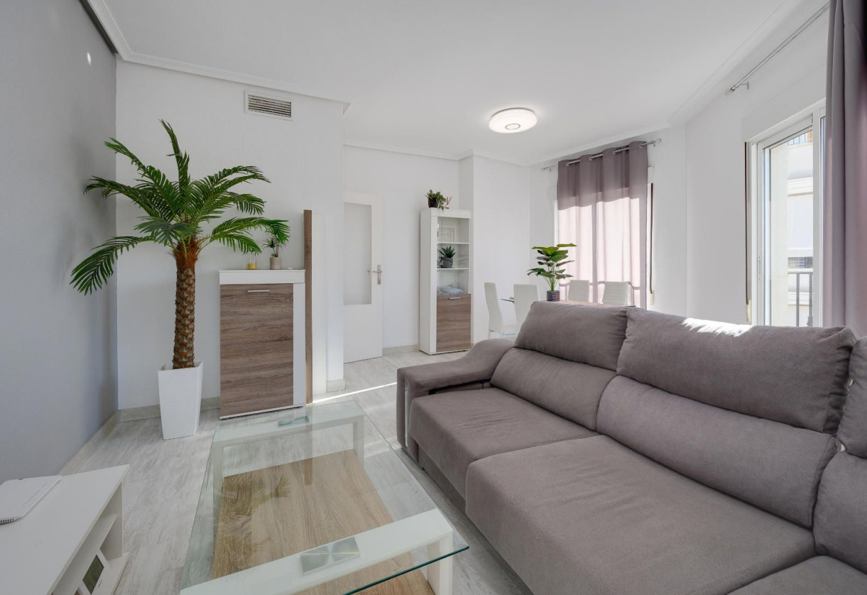 Resale · penthouse · Almoradi