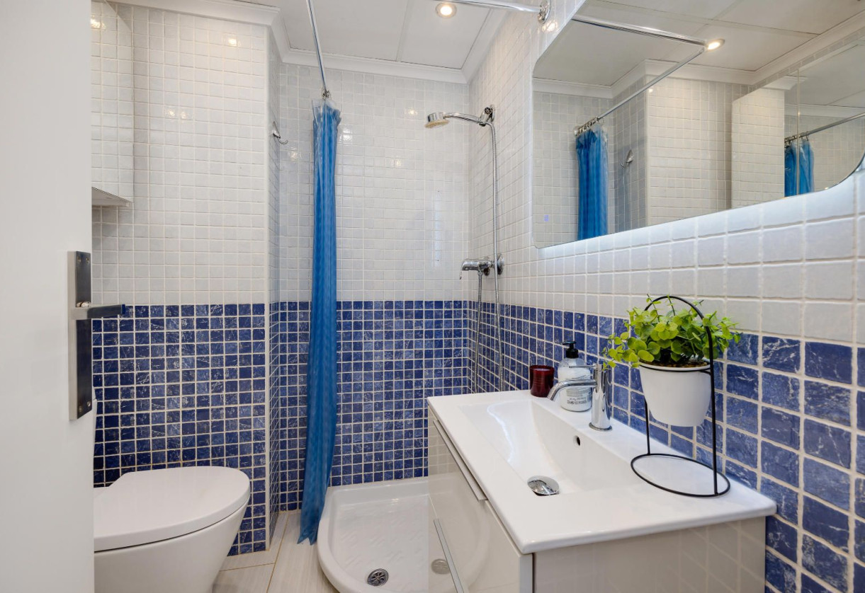 Resale · penthouse · Almoradi