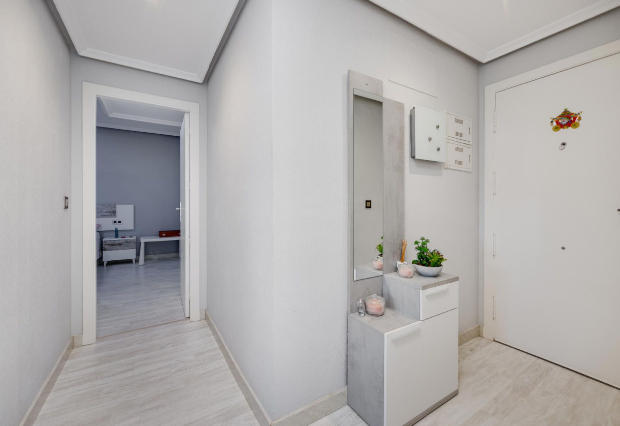 Resale · penthouse · Almoradi