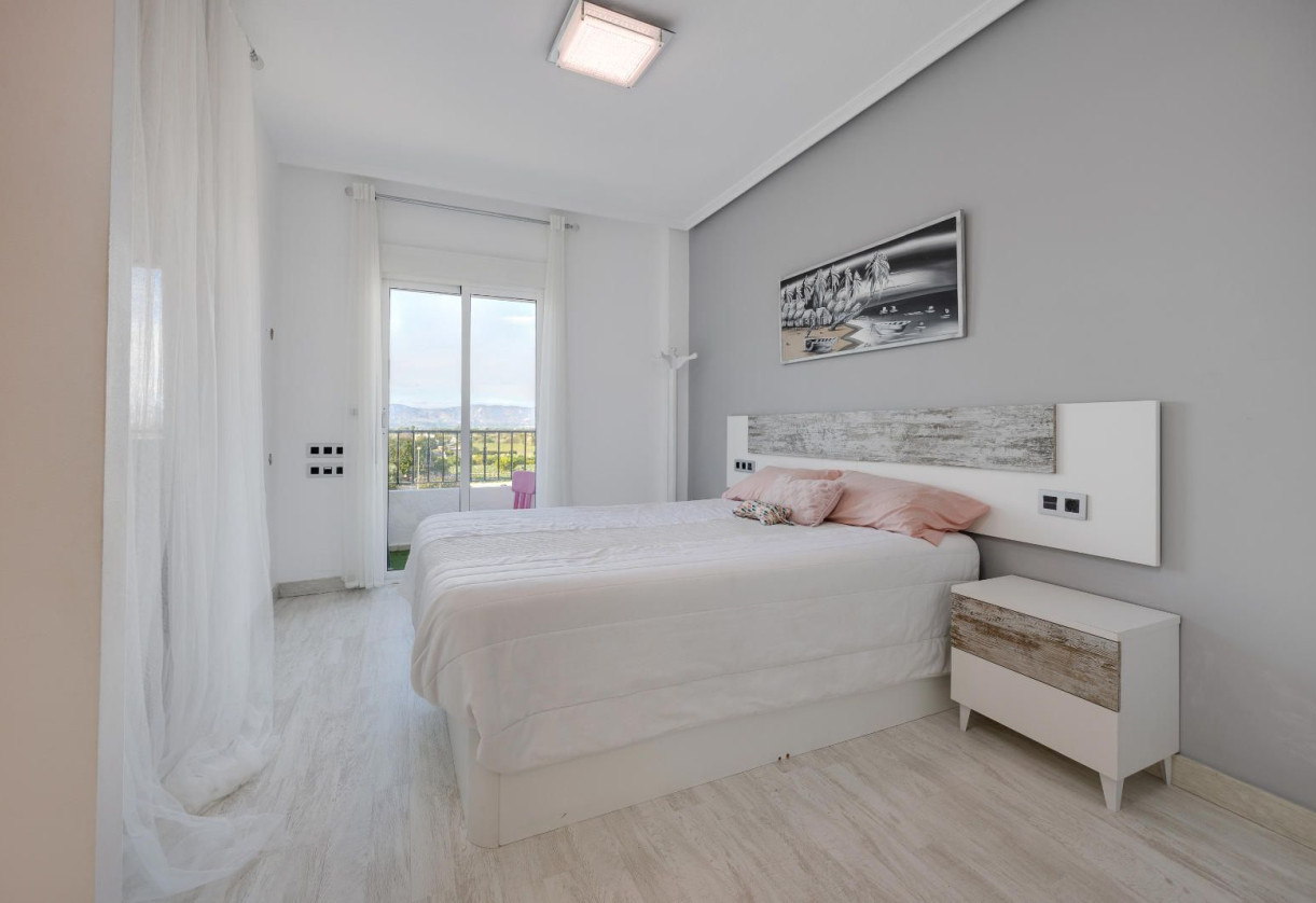 Resale · penthouse · Almoradi