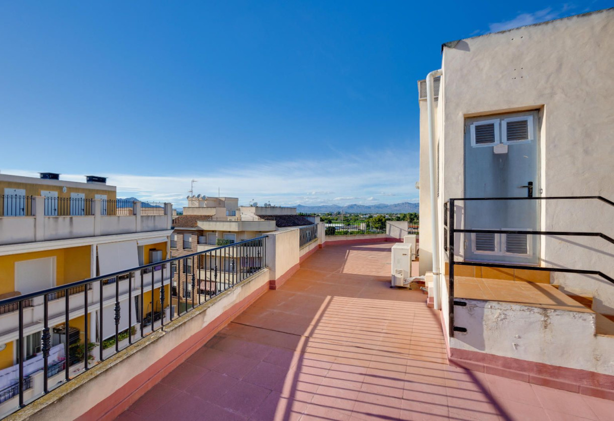 Resale · penthouse · Almoradi