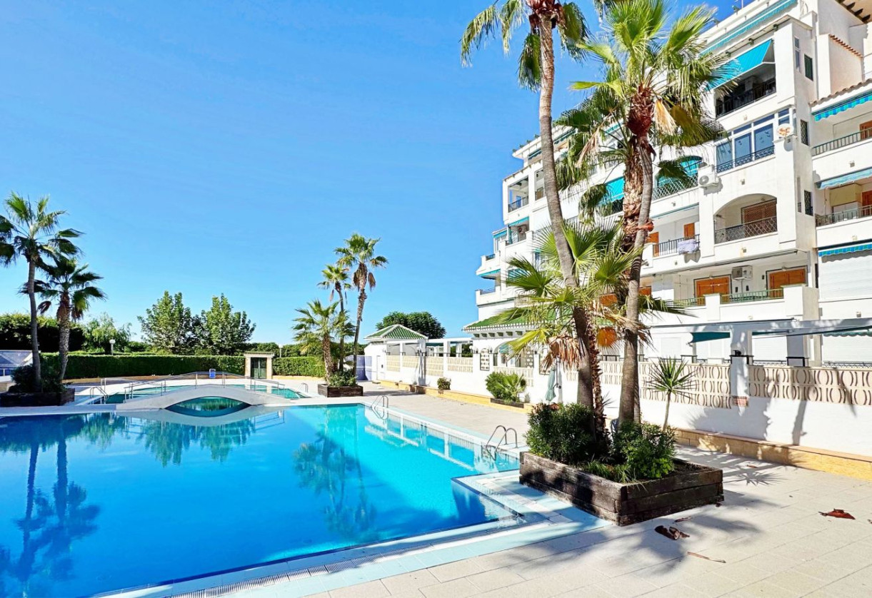 Rynek wtórny · Apartment · Torrevieja · La mata