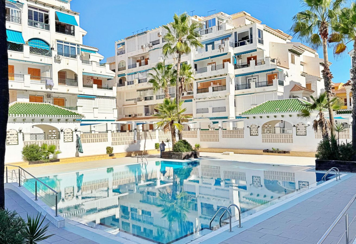 Rynek wtórny · Apartment · Torrevieja · La mata
