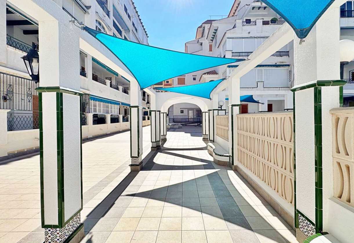 Rynek wtórny · Apartment · Torrevieja · La mata