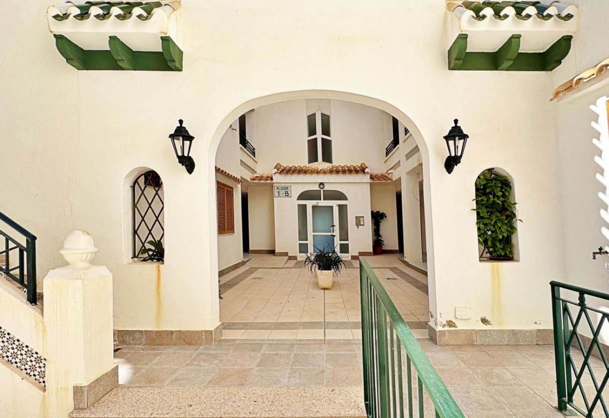 Rynek wtórny · Apartment · Torrevieja · La mata