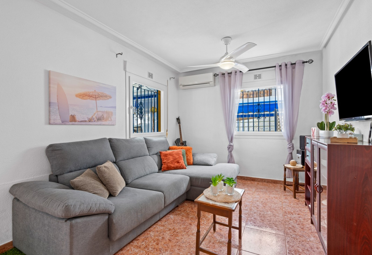 Sale · House · Torrevieja · Habaneras