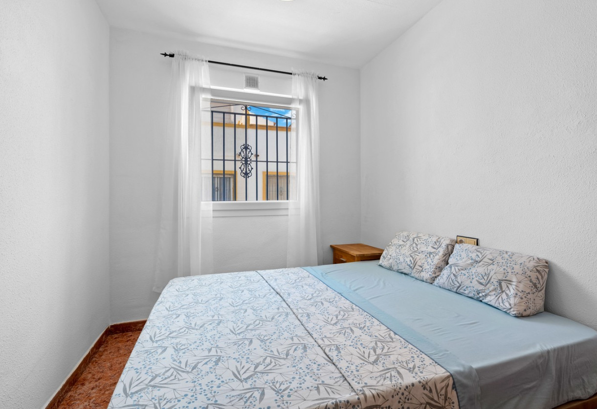 Sale · House · Torrevieja · Habaneras