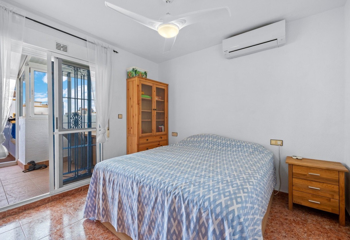 Sale · House · Torrevieja · Habaneras