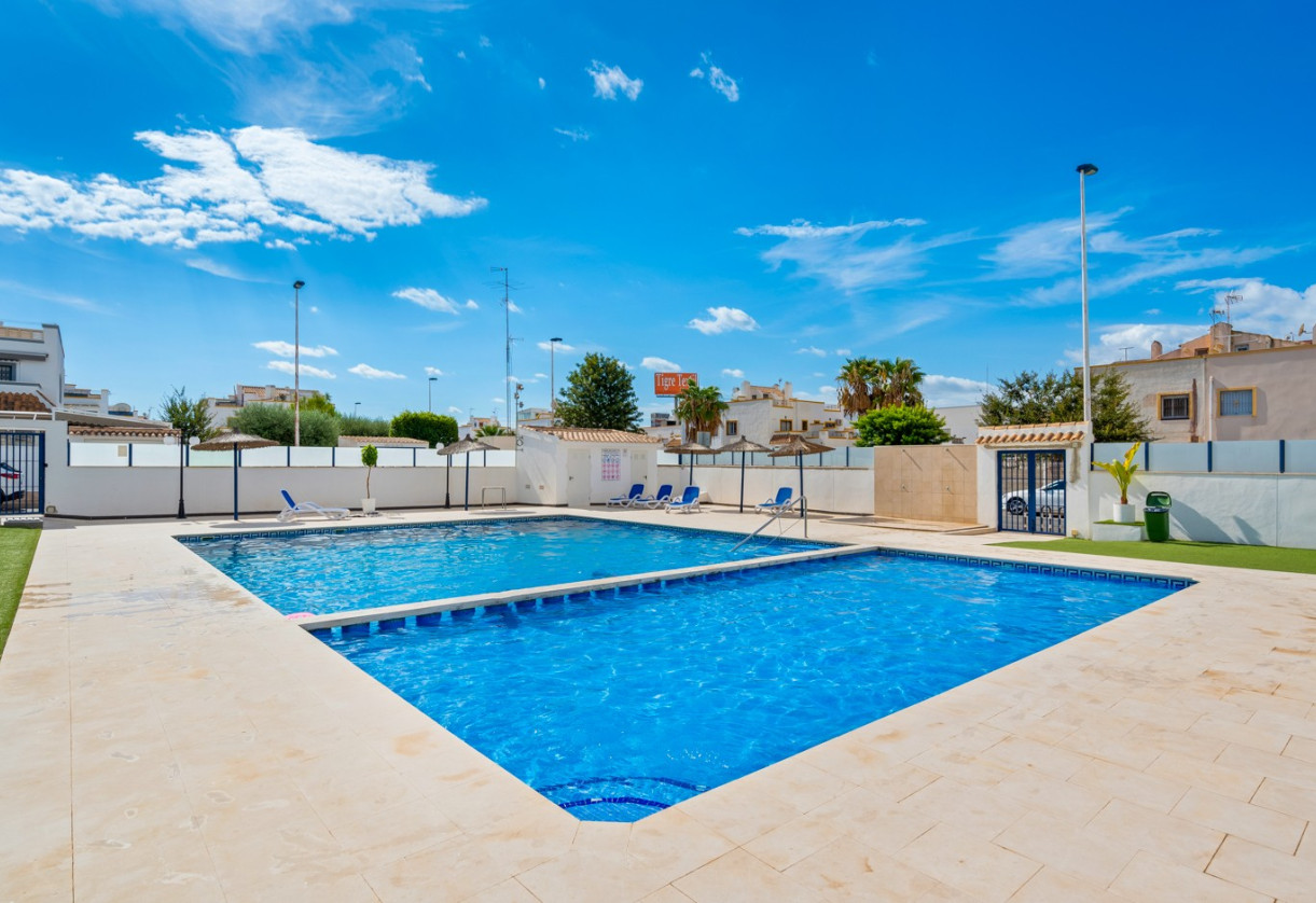 Sale · House · Torrevieja · Habaneras