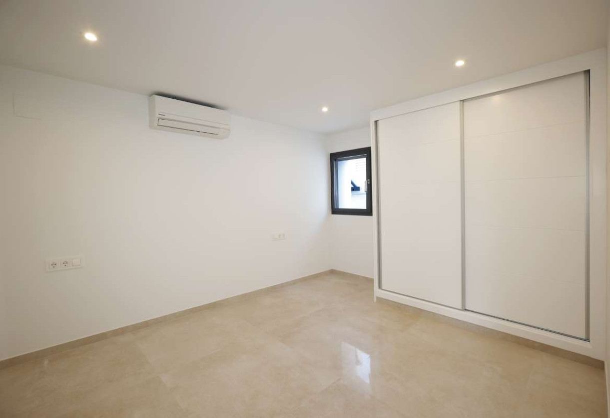 New Build · detached house · Calpe