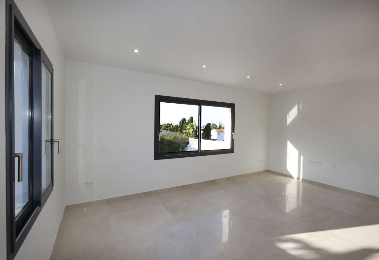 New Build · detached house · Calpe