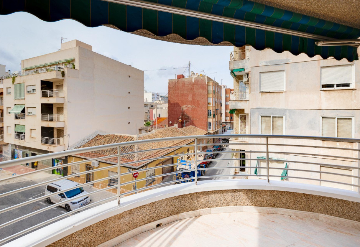 Sale · Apartment · Torrevieja · Paseo maritimo