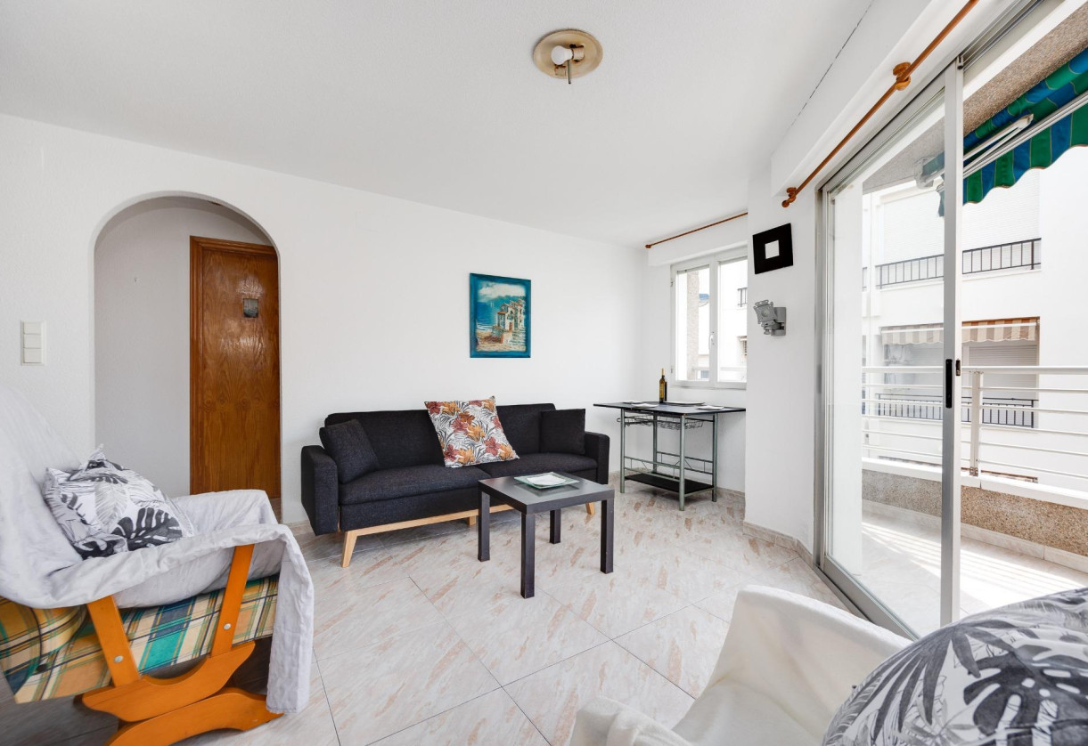 Sale · Apartment · Torrevieja · Paseo maritimo
