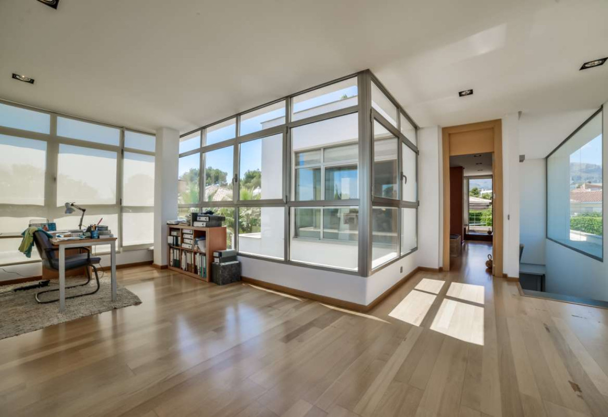 Sale · detached house · Benidorm