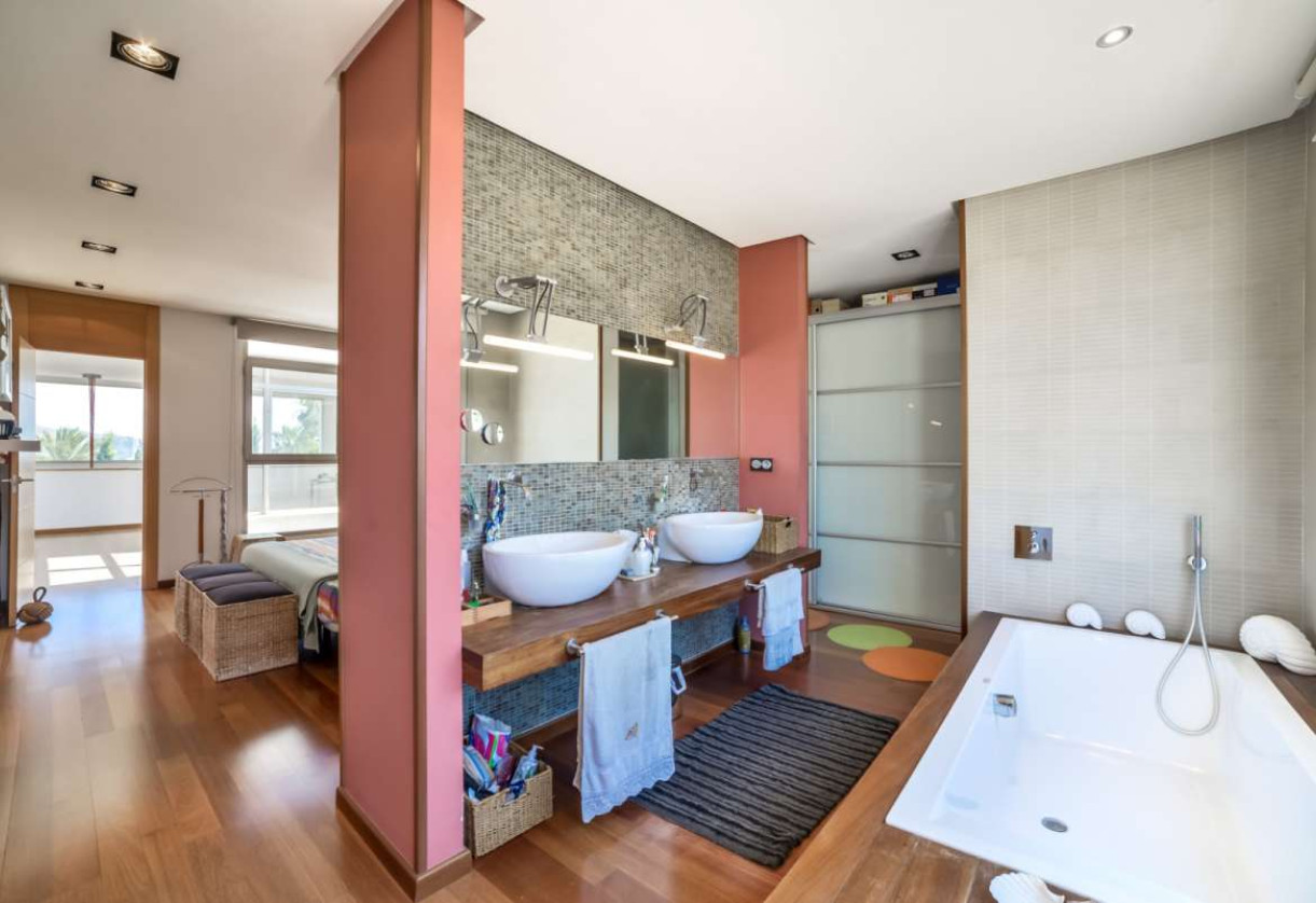 Sale · detached house · Benidorm