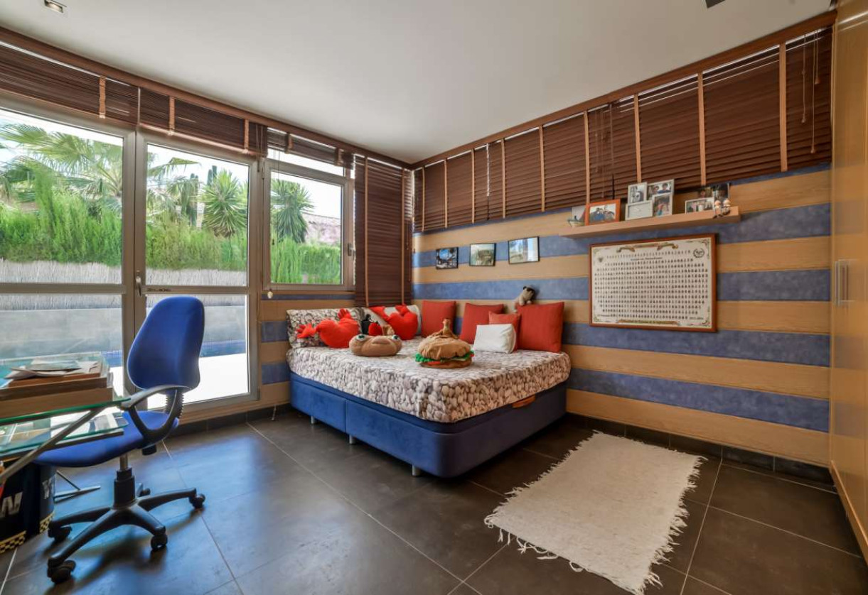 Sale · detached house · Benidorm