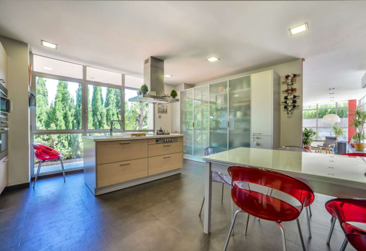 Sale · detached house · Benidorm