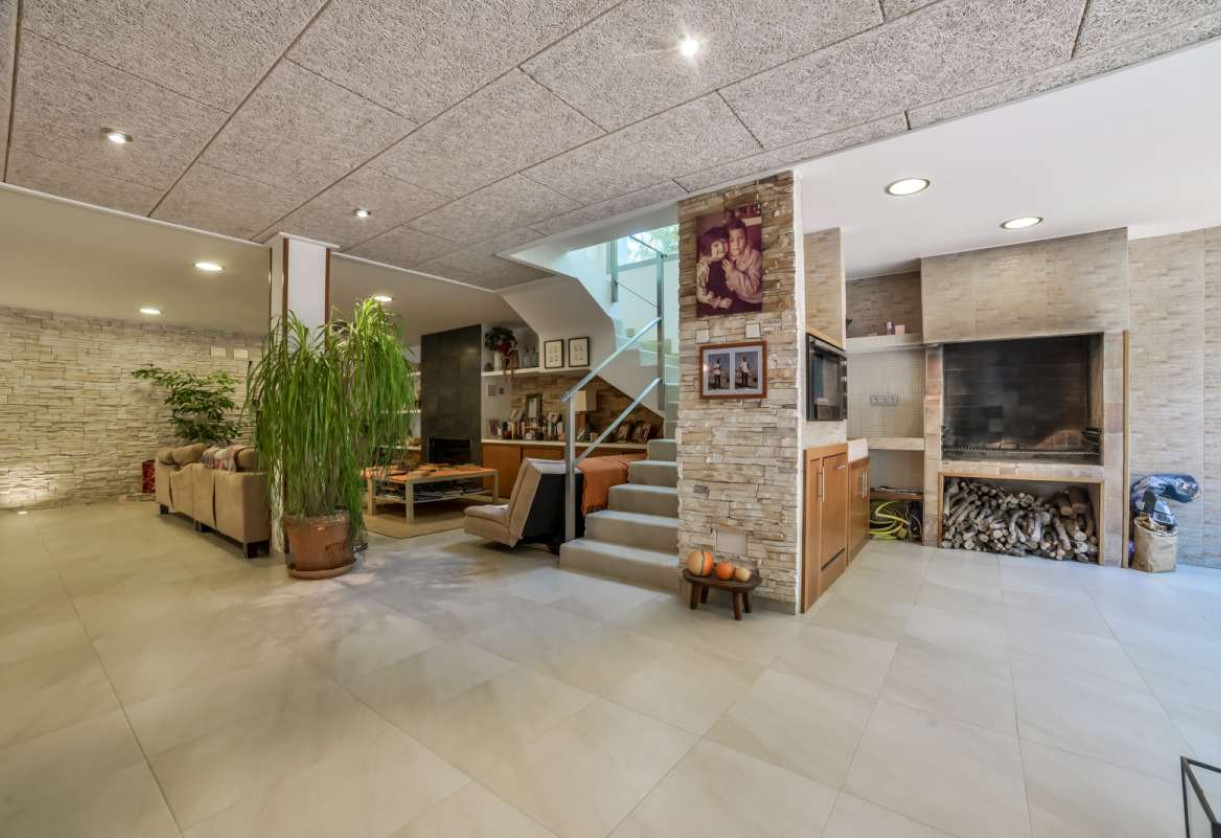 Sale · detached house · Benidorm