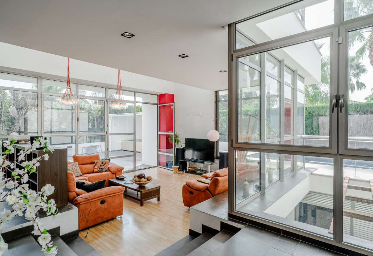 Sale · detached house · Benidorm