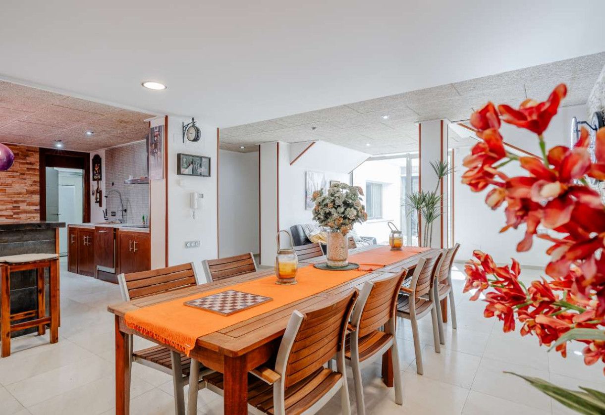 Sale · detached house · Benidorm