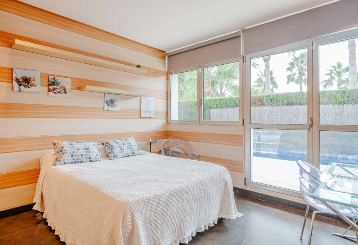 Sale · detached house · Benidorm