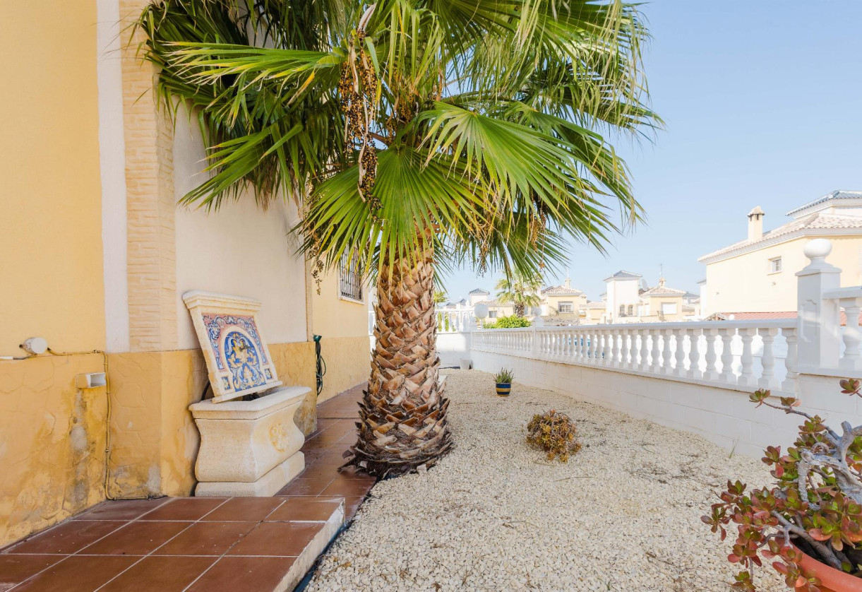 Reventa · Chalet · Algorfa · LO CRISPIN