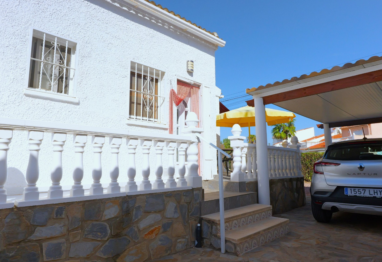 Sale · Villa · Torrevieja · Urbanización San Luis