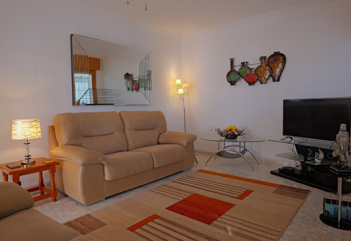 Sale · Villa · Torrevieja · Urbanización San Luis