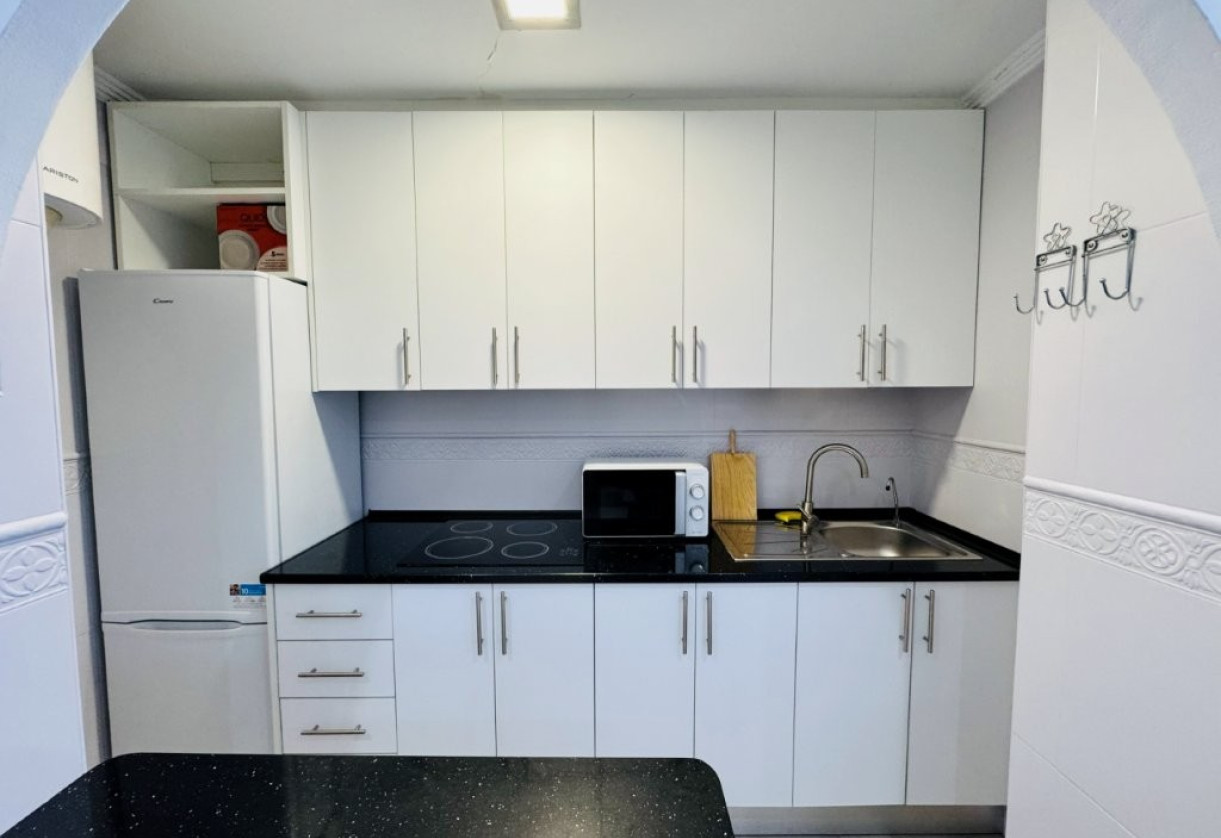 Rynek wtórny · Apartment · La Mata · Alanis