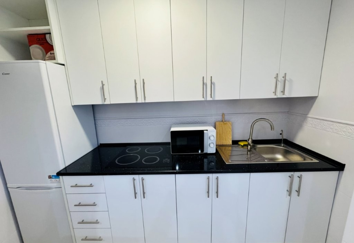 Rynek wtórny · Apartment · La Mata · Alanis