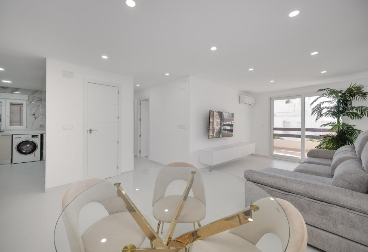 Sale · APARTAMENTO · Torrevieja · playa de los naufragos