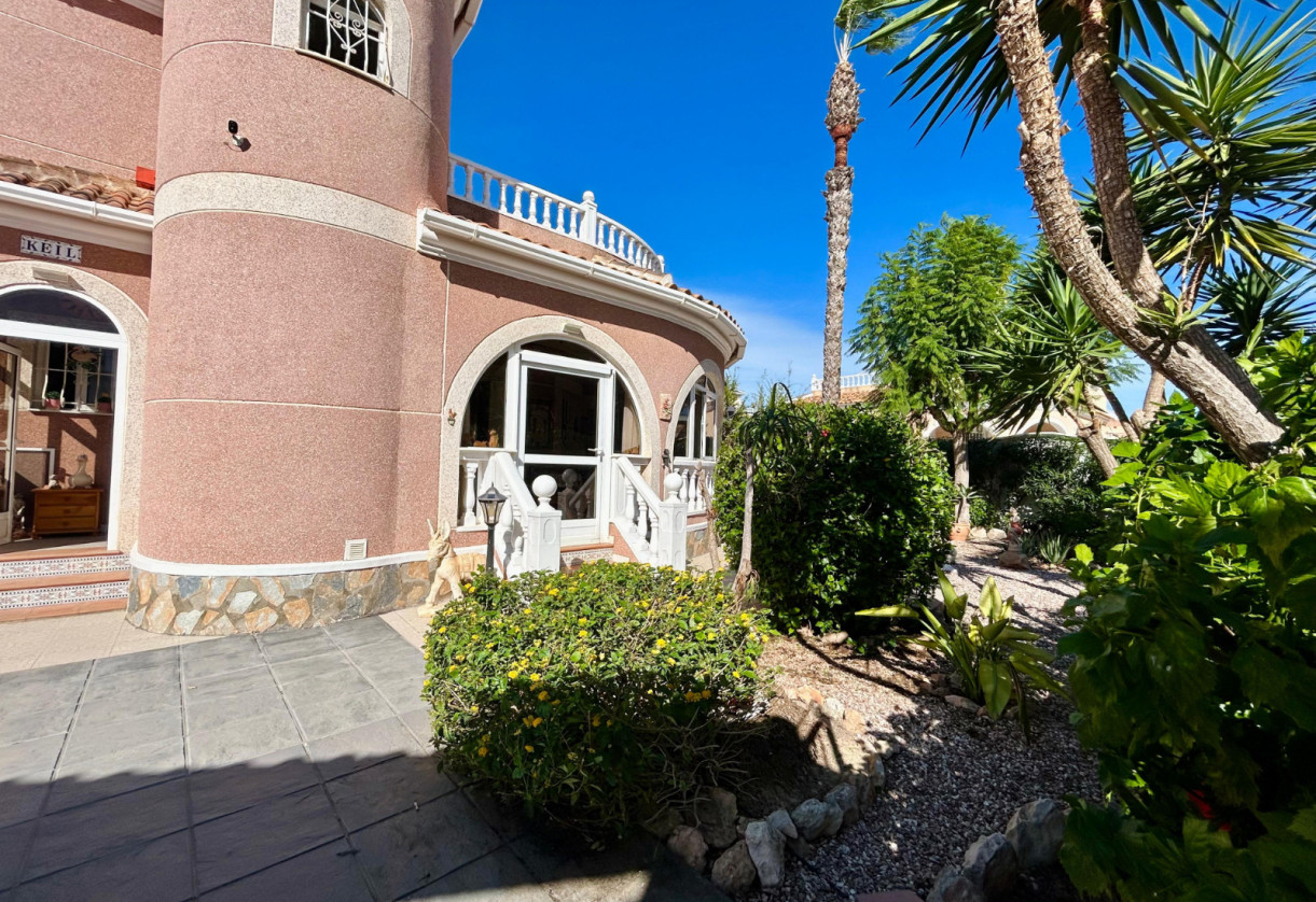 Reventa · Detached House / Villa · El Chaparral