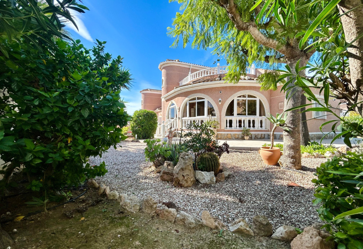 Reventa · Detached House / Villa · El Chaparral