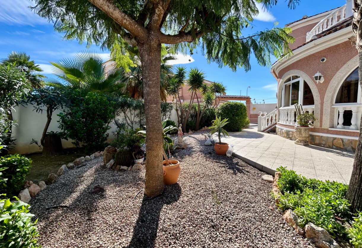 Reventa · Detached House / Villa · El Chaparral